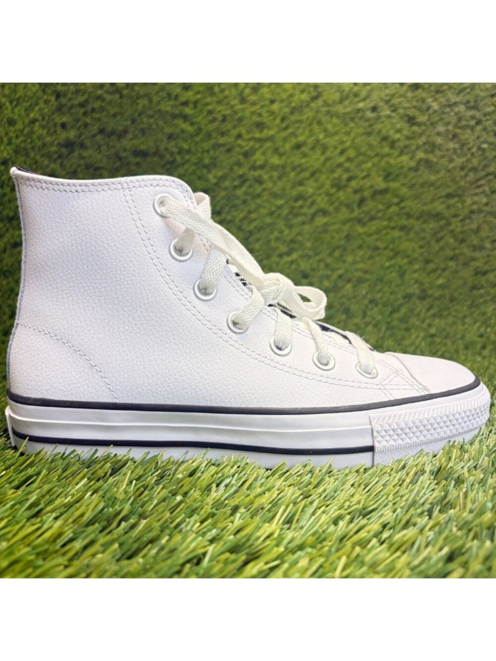 Converse Chuck Taylor All Star Pro Womens Size 5.5 White Athletic Shoes Sneakers